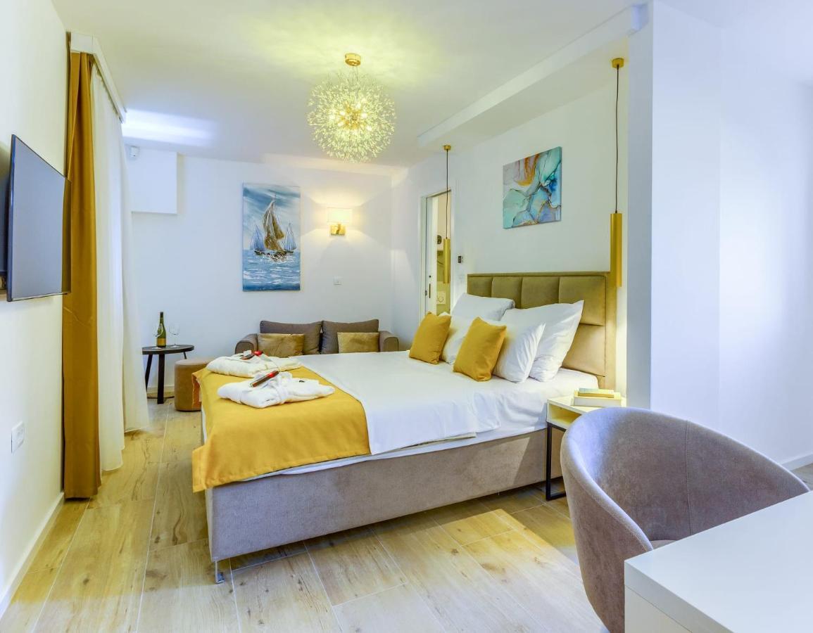 Irini Luxury Rooms Split Exterior photo
