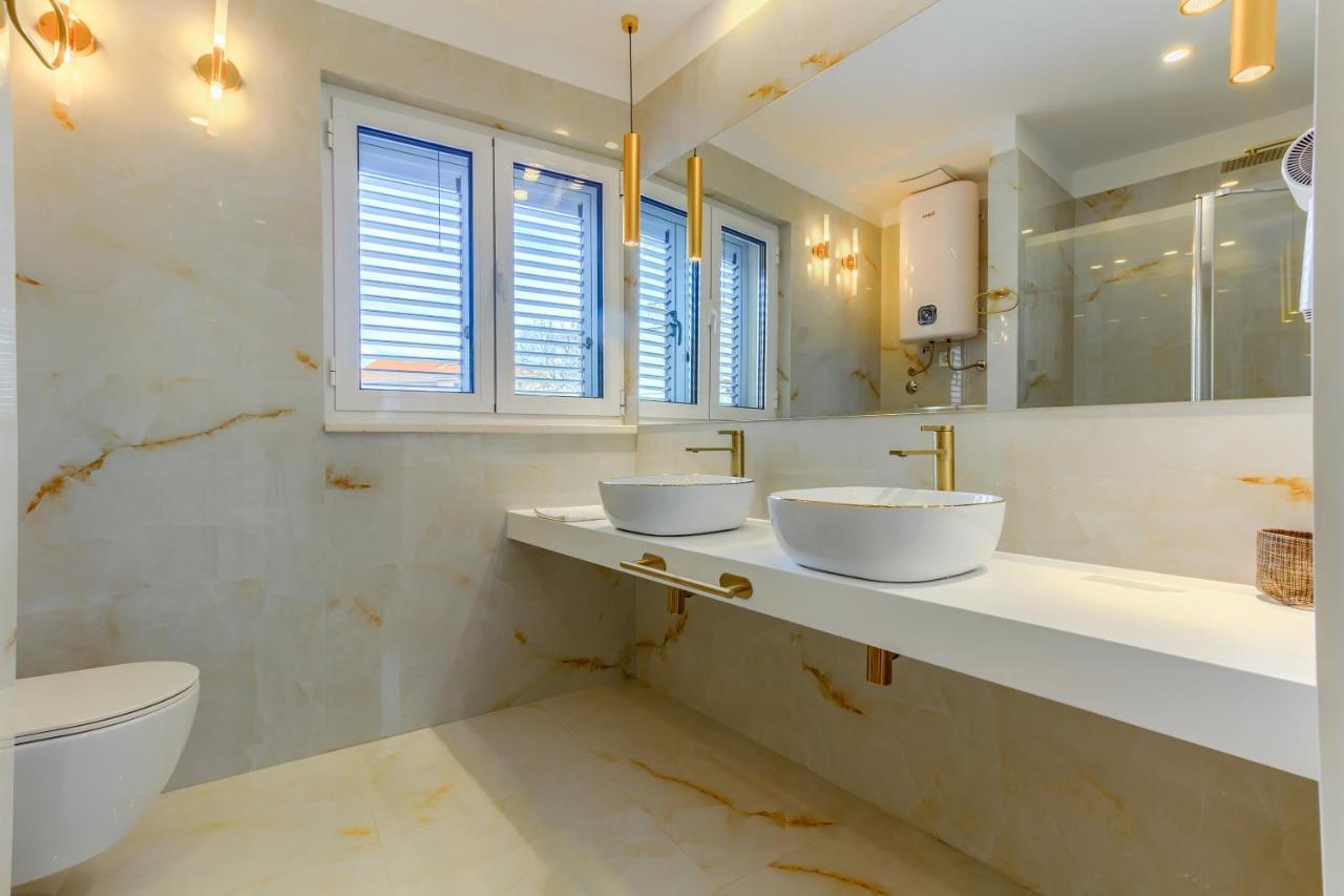 Irini Luxury Rooms Split Exterior photo