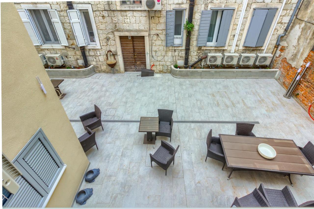 Irini Luxury Rooms Split Exterior photo